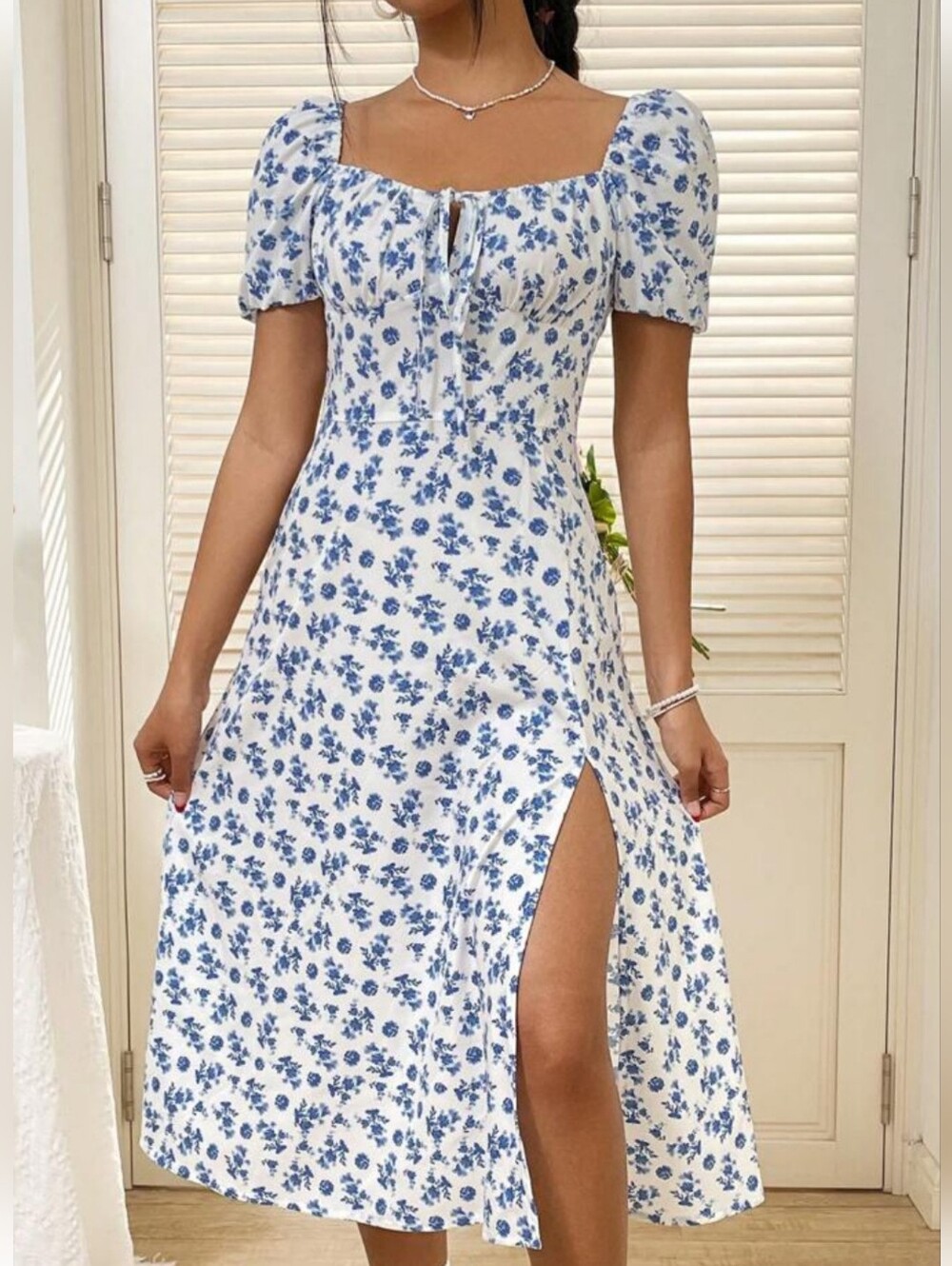 SHEIN High Slit White Midi Blue Floral Size XXS Dress 1407-
